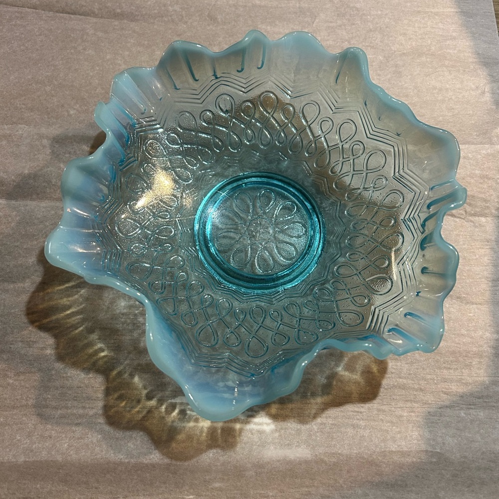 Antique Jefferson Glass blue opalescent bowl (1907-1930) ruffled candy dish
